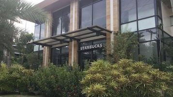 Coffee shop