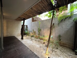 Terrace/patio - Spacious Villa in Aldea Zama, Tulum – Sleeps 14, Ideal for Families & Groups (Tulum)