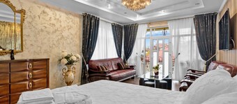 Luxurious Villa - Courtyard, Terrace & Garden