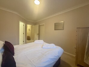 2 chambres, fer et planche Ă repasser, accĂšs au Wi-Fi (inclus)