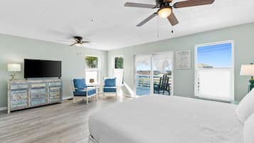 Individually decorated, individually furnished, laptop workspace