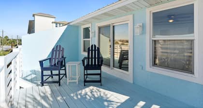Beach House - Sunset Paradise by PHG