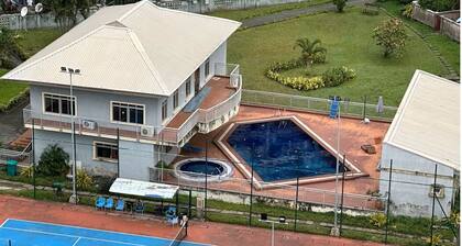 Ultimate Comfort in V/Island Lagos: Spacious 2-Bed with 24/7 Power & Free WiFi