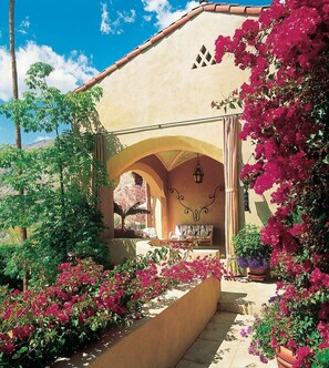 مدخل المنشأة