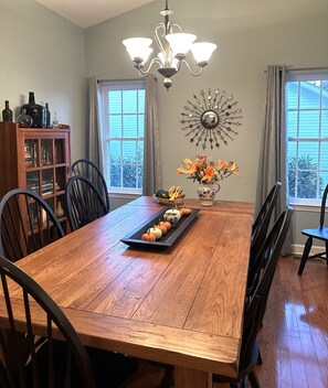 Dining - Welcome to Pelican's Perch, a gorgeous 3br 2 bath private home, linens included! (Rehoboth Beach)