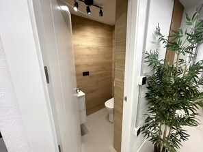 Shower, hair dryer, towels, soap - Luxury Home in Granada with Private Pool (AN)