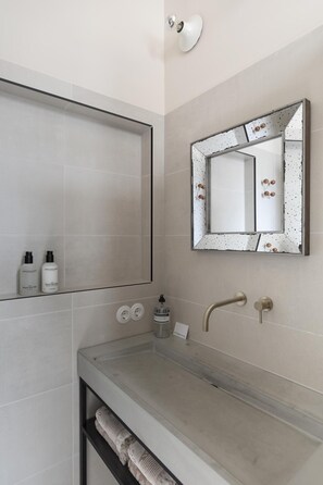 Shower, hair dryer