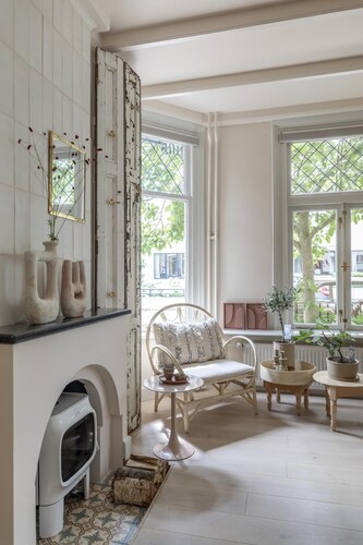 Magnolia Tree - One Bedroom Apartment, Sleeps 2