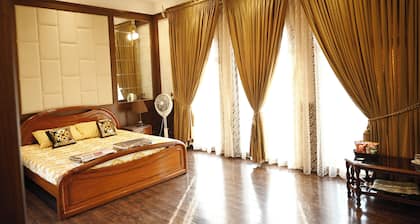 Fully furnished, 5-bedroom Luxury villa in DHA-6 Raya Fairways commercial Lahore
