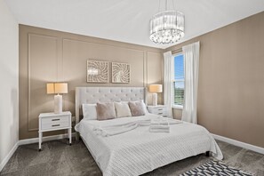 House - Magical 6BR Retreat With Pool Best Location (Kissimmee)