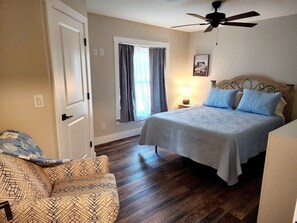 3 chambres, fer et planche à repasser, Wi-Fi gratuit, draps fournis