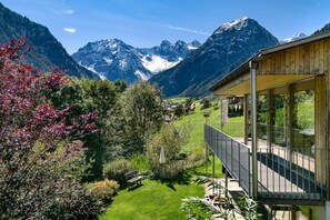 House | 5 bedrooms, soundproofing - Panorama Chalet Bellavista (Brand)