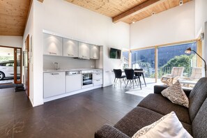 Huis | 5 slaapkamers, geluiddichte muren