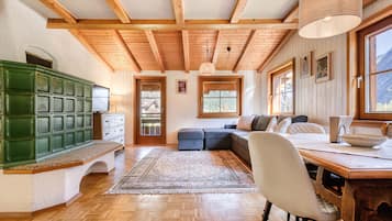3 bedrooms