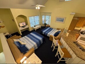 2 bedrooms, iron/ironing board, WiFi, bed sheets