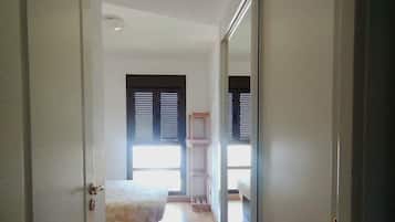 1 dormitorio y ropa de cama