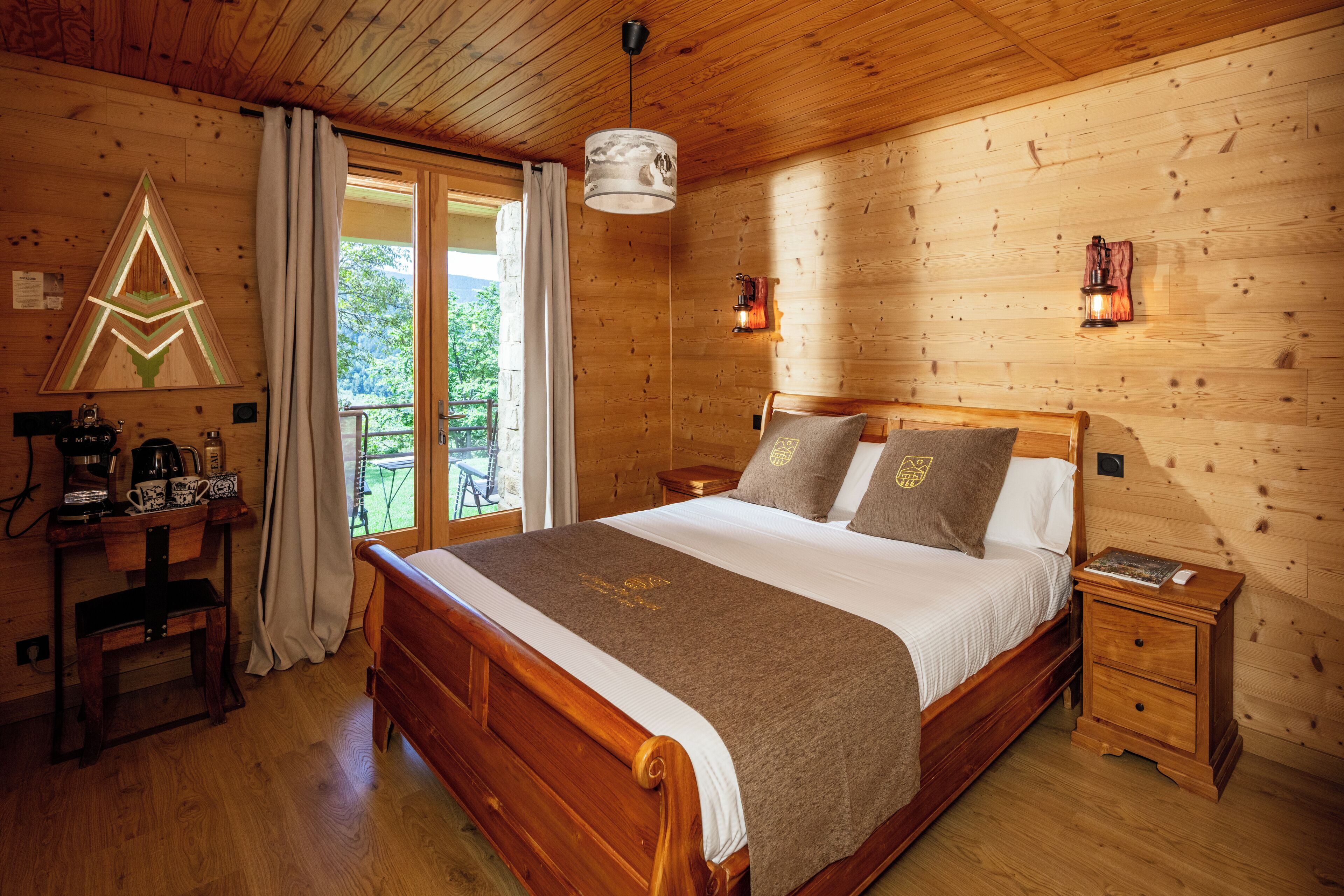 PUIGMAL DE LLO | 浴室 | 淋浴設備、水力按摩花灑、環保梳洗用品、風筒