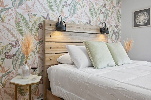 6 soverom, strykejern/-brett, wi-fi (inkludert) og sengetøy