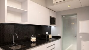 Unclassified image, 2 of 11, button - King David Suites 503 by Homie (Funchal)