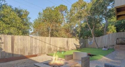 Modern Carmel Unit - Central, Big Yard & Fire Pit!