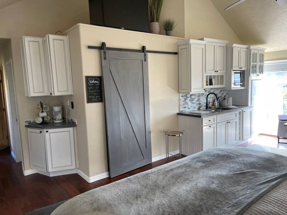 1 quarto, escrivaninha, Wi-Fi