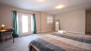 4 habitaciones, escritorio, tabla de planchar con plancha y wifi 