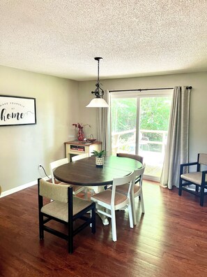 Dining - Family Seneca Stay - 4mi to Clemson Memorial Stadium (Seneca)