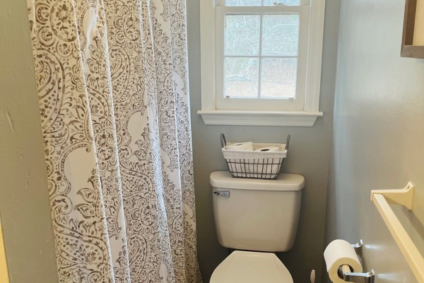 Shower, towels, soap, shampoo