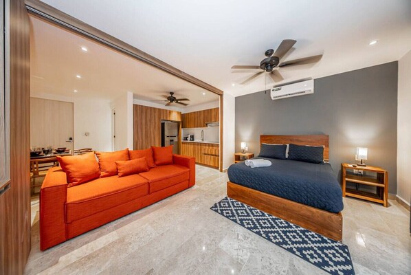 مكتب ومكواة/لوح كي وواي فاي مجانًا وملاءات أسرّة