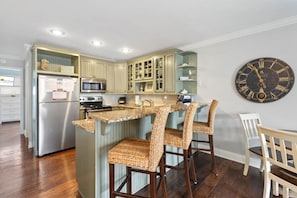 Coffee/tea maker - Private Gulf-View Deck · 2 Min to Beach · Pools (Port St. Joe)