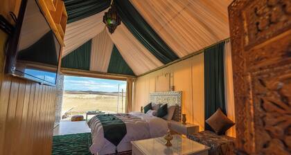 Spacious 9-bedroom lodge in enchanting Marrakech with WiFi, AC