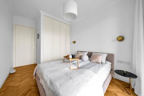 1 bedroom, iron/ironing board, free WiFi, bed sheets - Warsaw Żoliborz Apartment- Parking & Two Balconies - by Rentujemy (Warszawa)