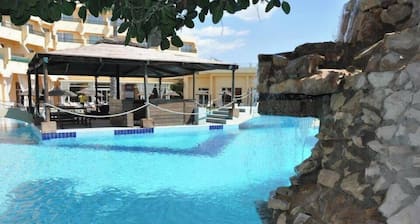 Hotel Byblos