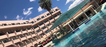 Hotel Byblos