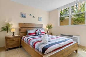 3 bedrooms, desk, iron/ironing board, WiFi