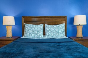 3 habitaciones, escritorio, tabla de planchar con plancha y wifi gratis 
