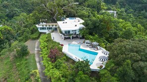 Exterior - Wow! Private Mountain Estate ! (Guaynabo)