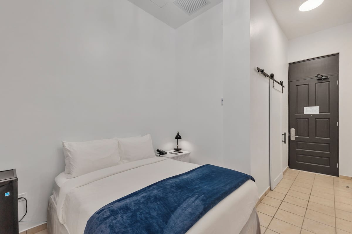 Eenvoudige kamer | 1 slaapkamer, gratis wifi