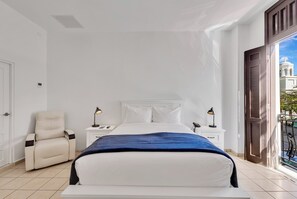 Matelas mémoire de forme, Wi-Fi gratuit, draps fournis