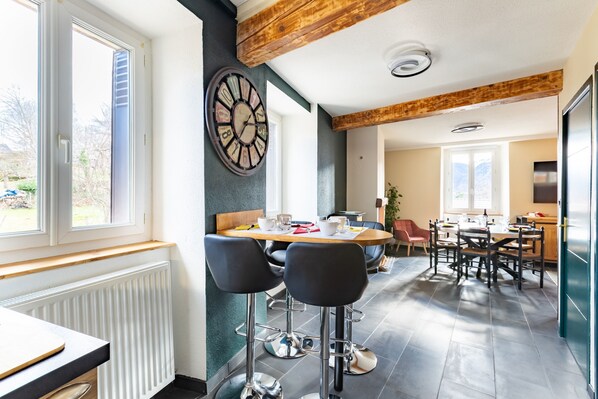 Dining - Au Paradis - Avec vue montagne (Sorgeat)