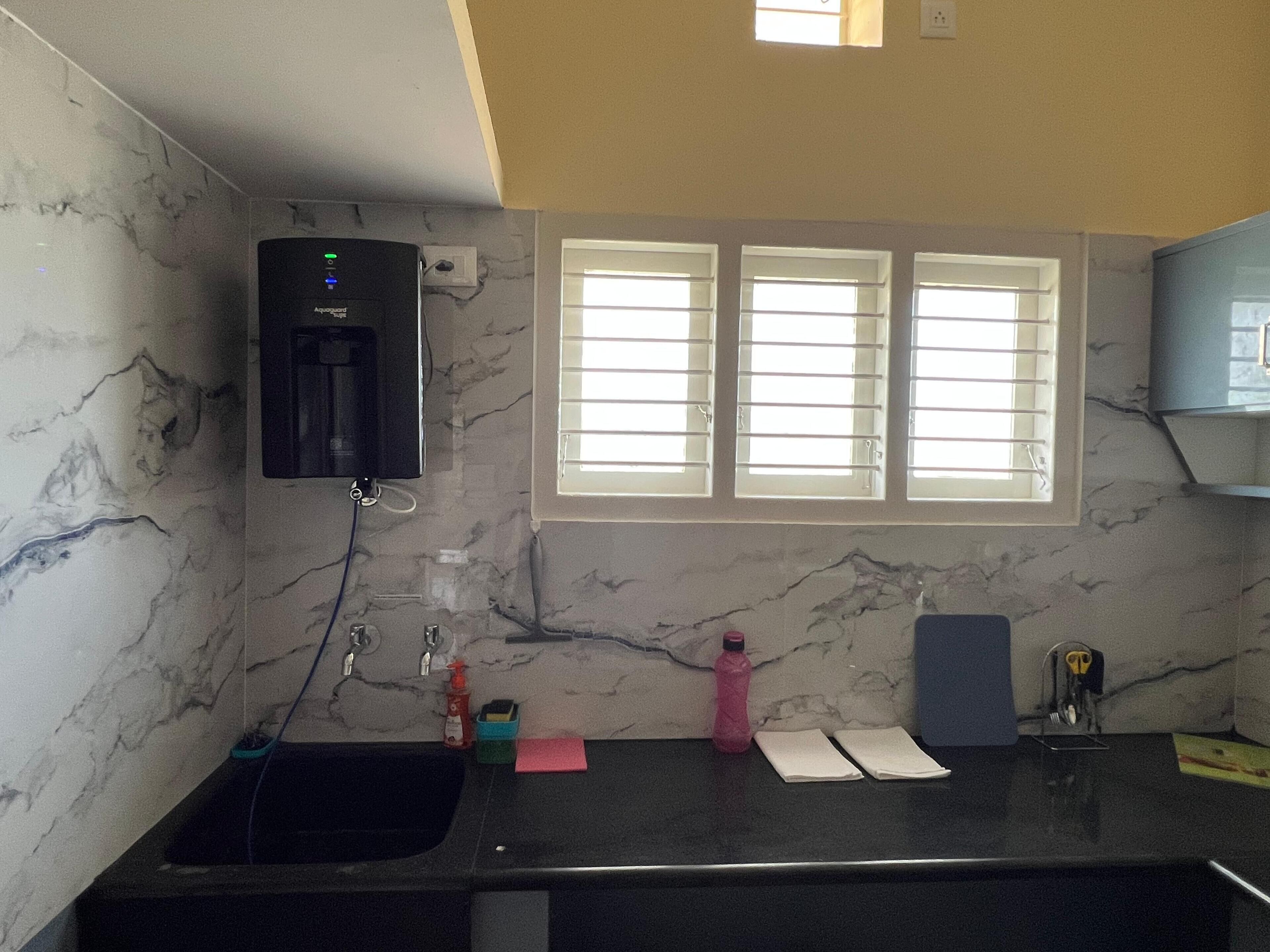 Apartment, 2 Bedrooms | Private kitchen | Fridge, microwave, cookware/dishes/utensils