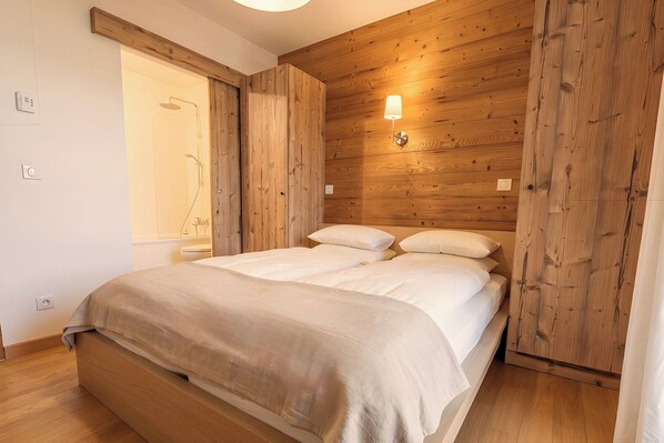 4 Schlafzimmer