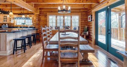 American Dream by Avantstay Deck w/ Views Theater, Game Room, Community Pool