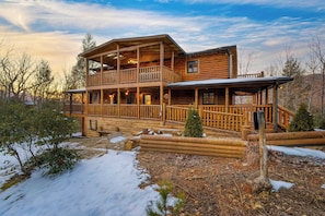 Talo (4 Bedrooms) | Sisätilat