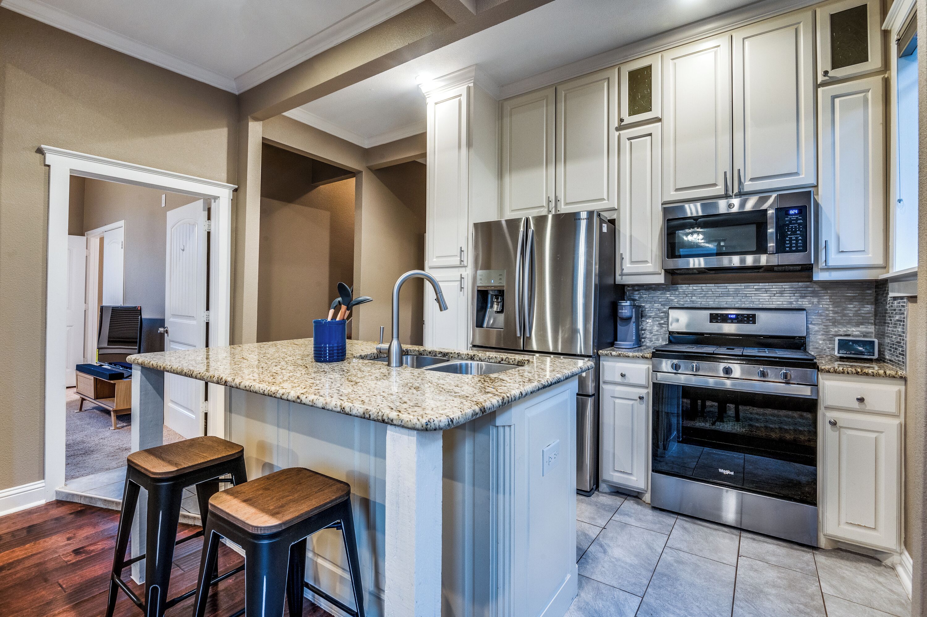 Fridge, microwave, oven, dishwasher