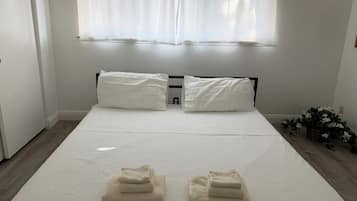 4 Schlafzimmer, Bügeleisen/Bügelbrett, WLAN, Bettwäsche