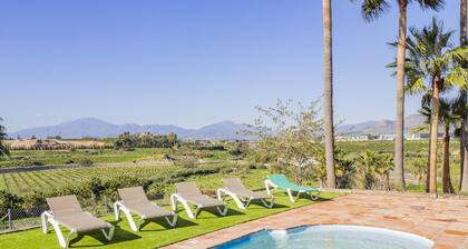 Cubo's Casa Rural Las Berrocalas / private pool / BBQ / free wifi