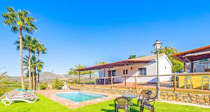 Cubo's Casa Rural Las Berrocalas / private pool / BBQ / free wifi