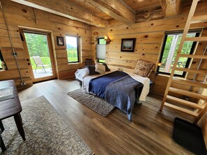 1 bedroom, iron/ironing board, free WiFi, bed sheets -  Play House, Hot Tub, w/ BEAUTIFUL views. Quaint, Cozy, & Peaceful. (Sandpoint)