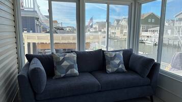 Smart TV, fireplace, foosball